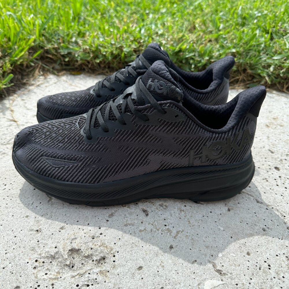 Hoka One One Clifton 9 Size 9.5, 10, 11 Men's Running Shoes